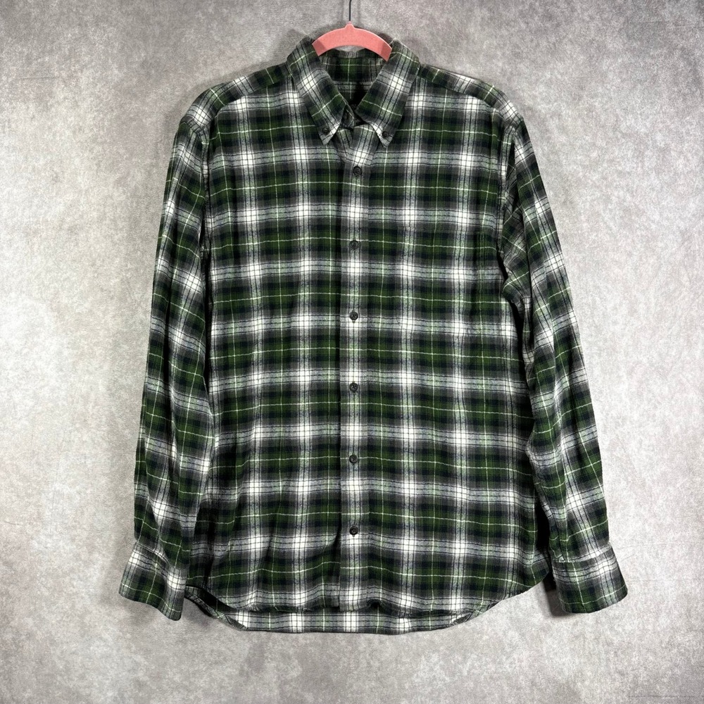 Eddie Bauer Button Down Shirt Mens M Green Plaid Flannel Relaxed Fit Long Sleeve